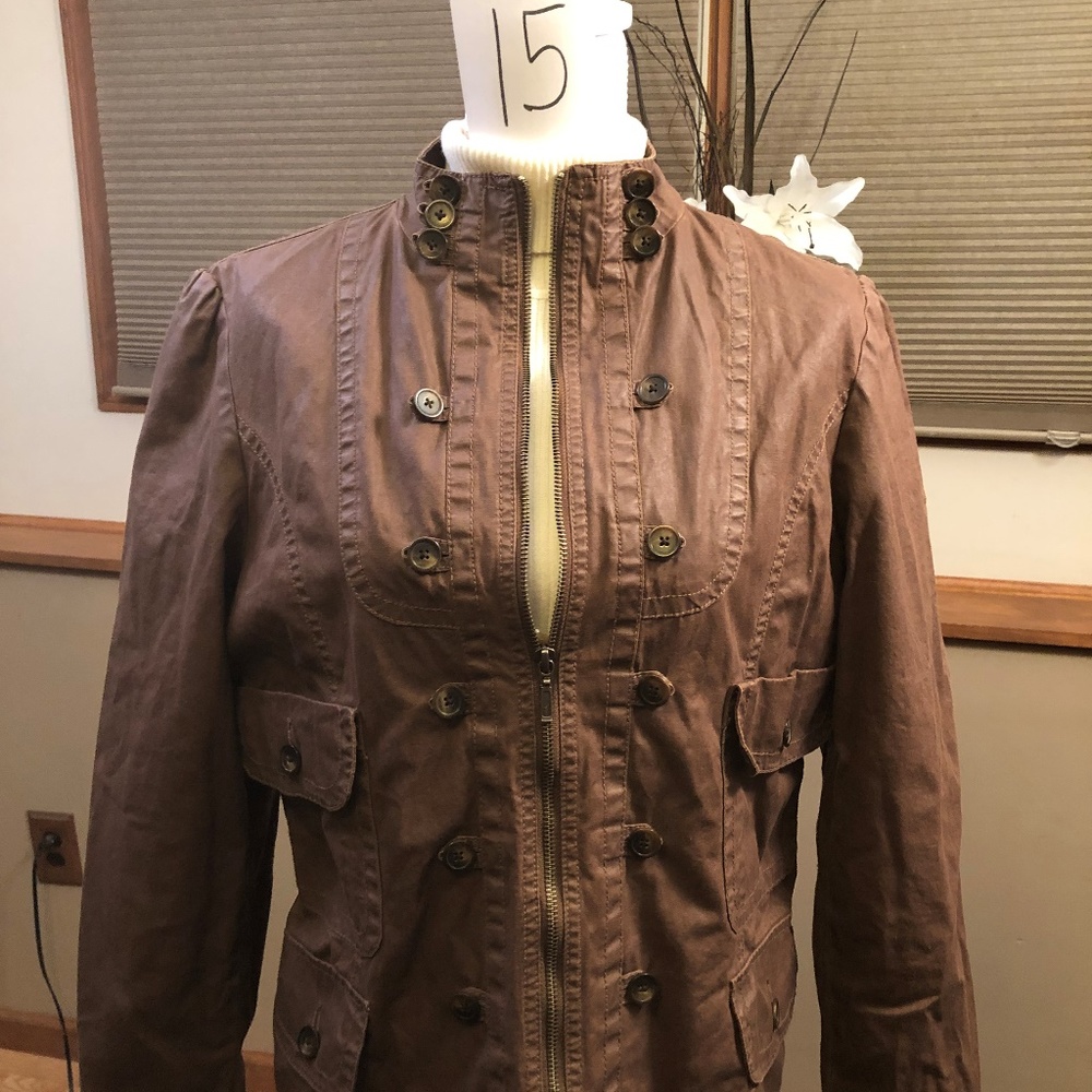 jacket - Picture 2 of 4